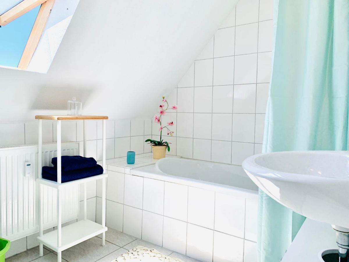 Ferienwohnung Liesel - Kueche, Bad, Wlan, 3 Schlafzimmer, Parkplatz Malterdingen Exterior photo